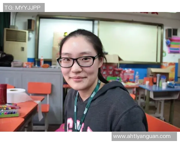 王秀英的网球人生：从青涩少女到职业选手的心路历程